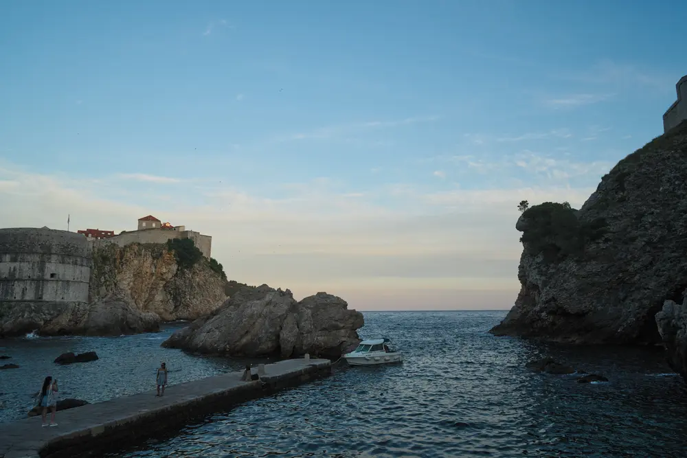 2026-06-15_dubrovnik_fortress-over-the-cove_dsc07880.jpg