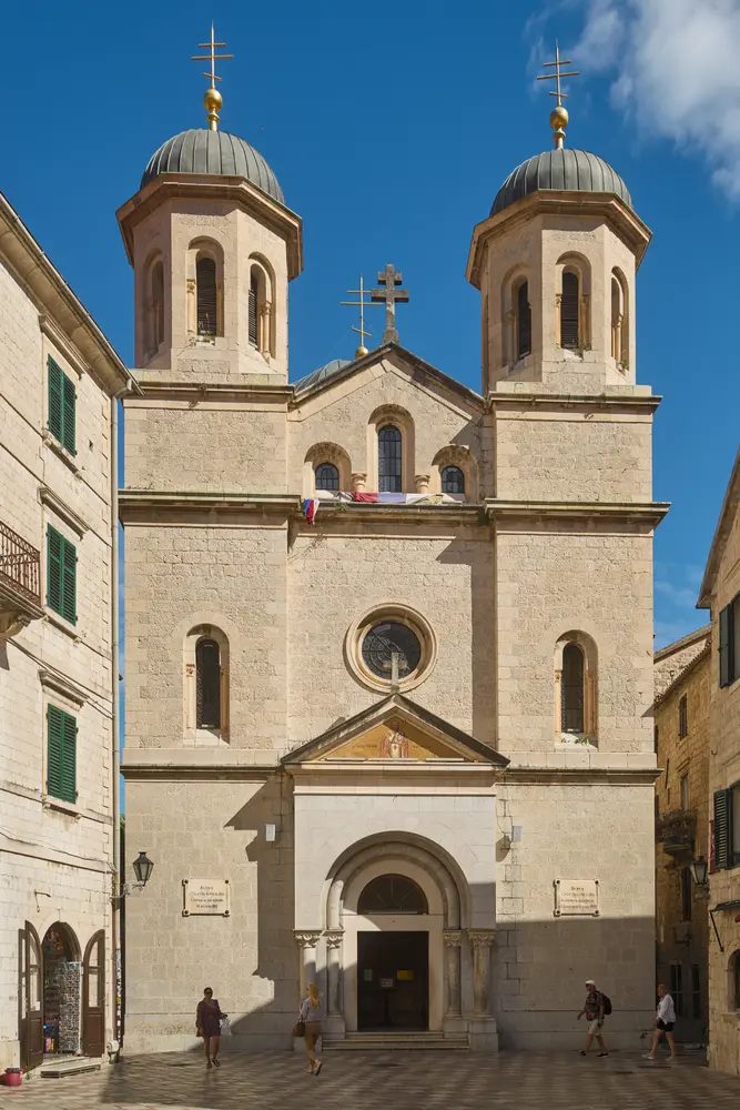 2026-06-12_kotor_church-twin-bell-towers_dsc05836.jpg