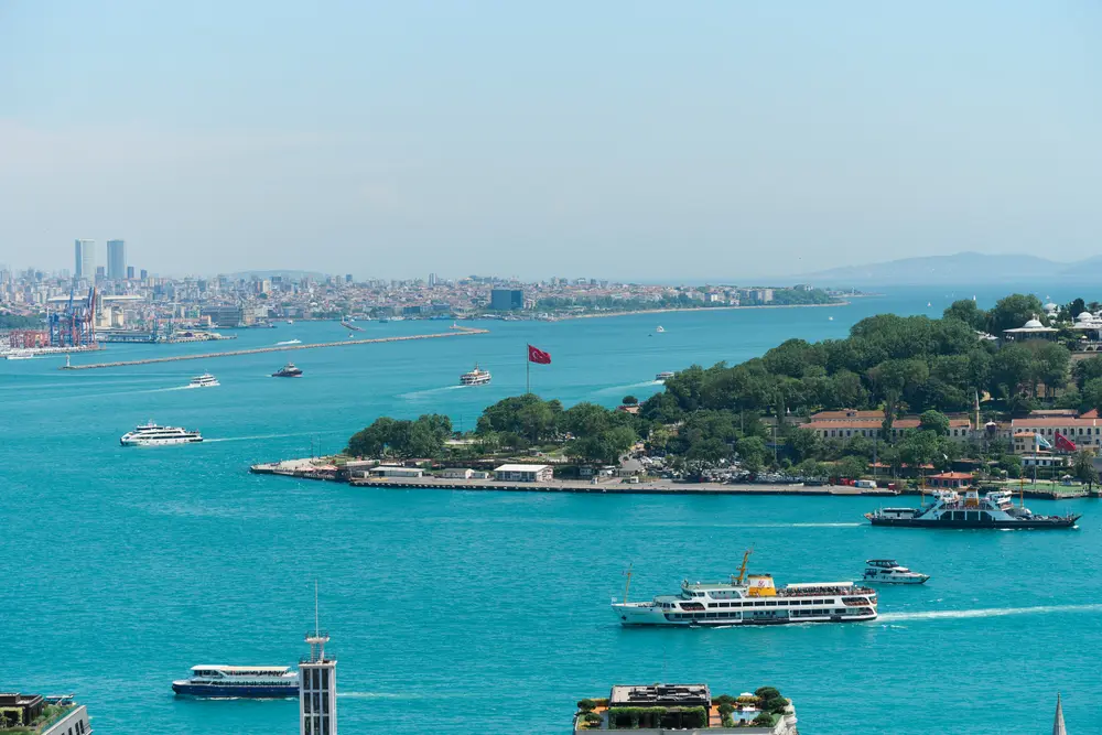 2026-06-06_istanbul_golden-horn-panorama_dsc03047.jpg