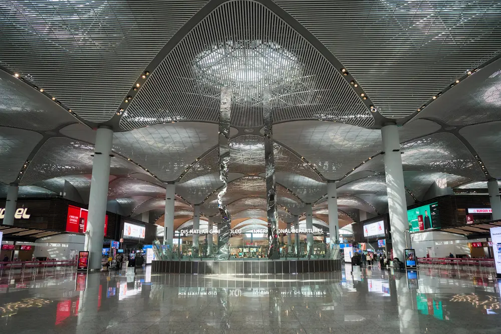 イスタンブール空港へ