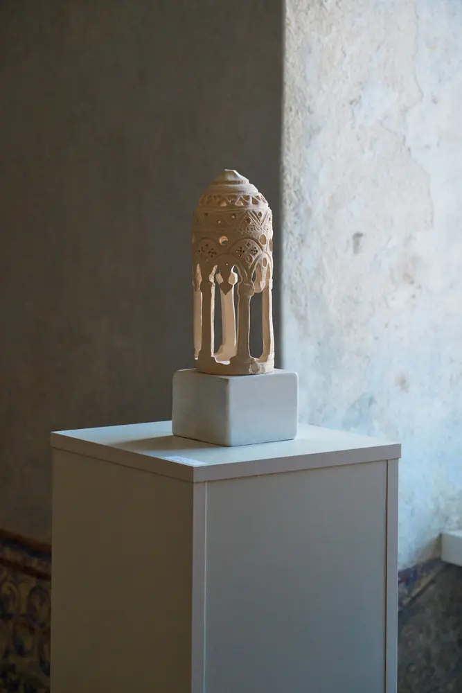 2026-06-12_kotor_gallery-sculpture-pedestal_dsc05879.jpg