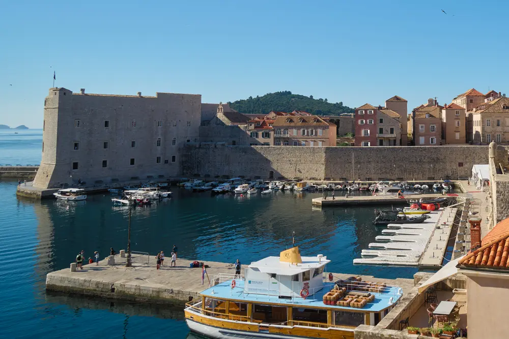2026-06-10_dubrovnik_old-harbour-and-fort_dsc04868.jpg