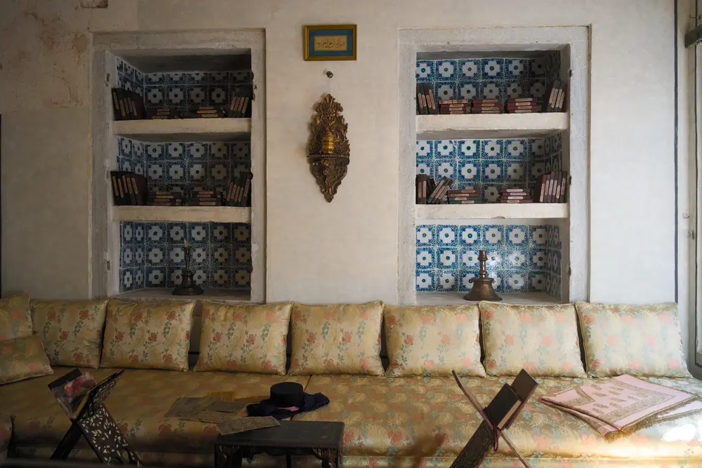 2026-06-07_istanbul_harem-room-with-divan_dsc03685.jpg