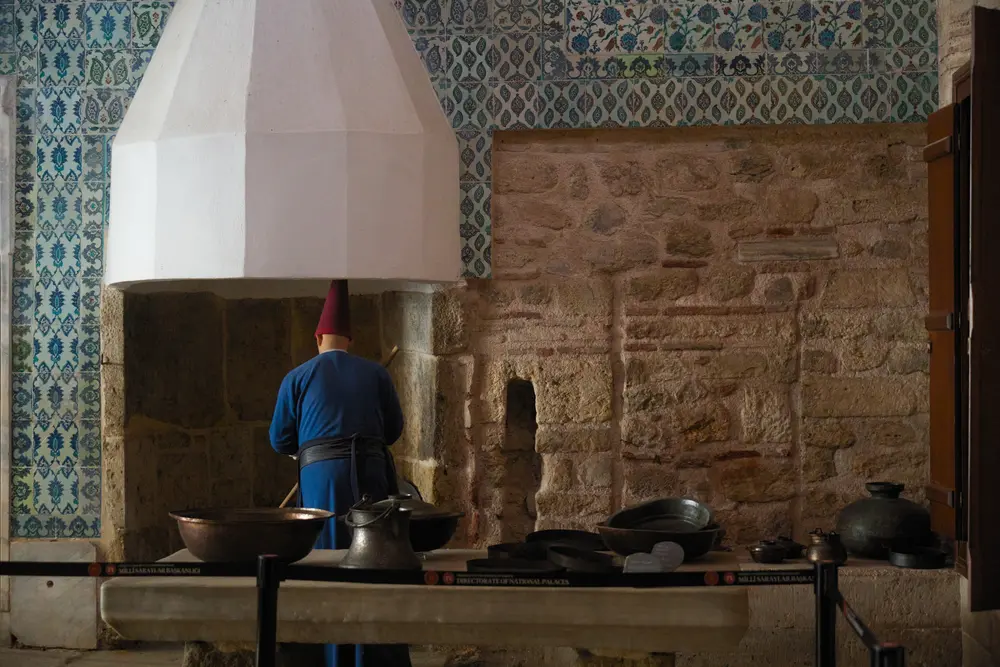 2026-06-07_istanbul_palace-kitchen-display_dsc03768.jpg