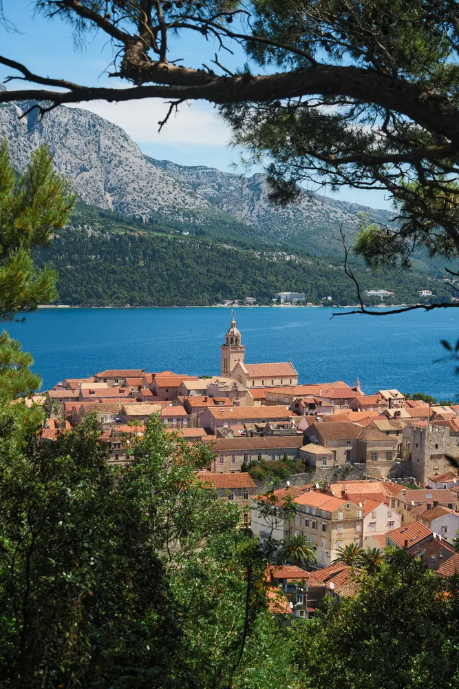 2026-06-14_korcula_town-framed-by-pines_dsc07055.jpg